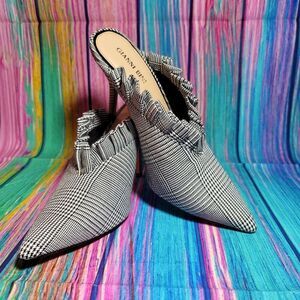 Gianni Bini Ruffled Mules Size 7.5M NWOT